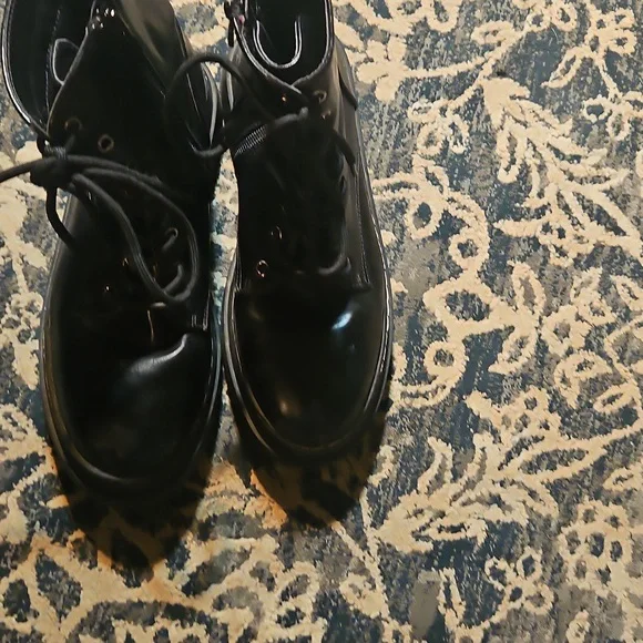 COMBAT Boots DOC MARTIN STYLE - Picture 2 of 5